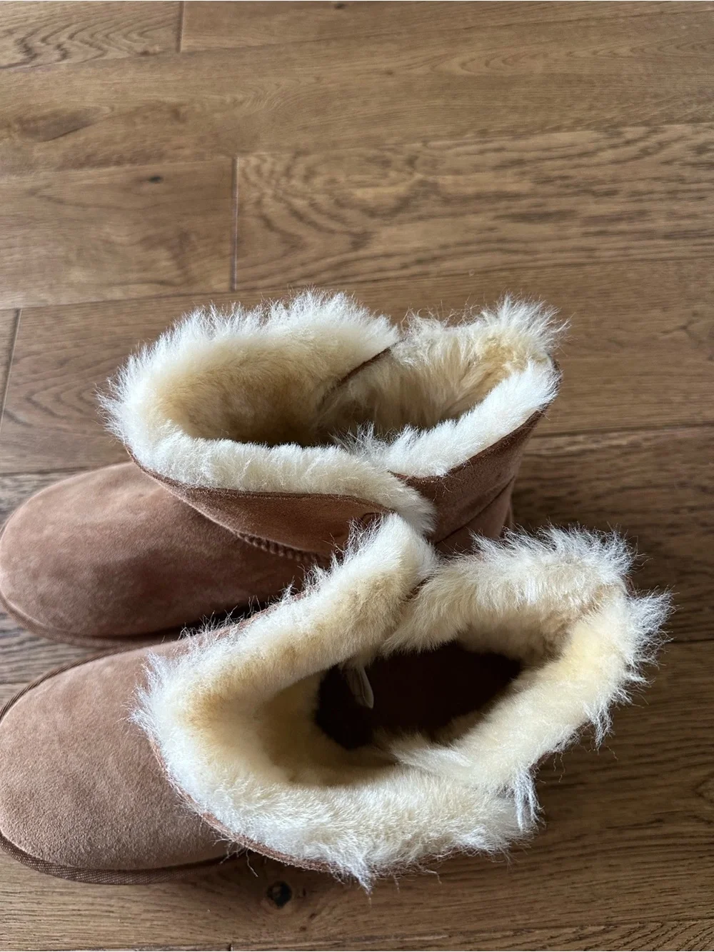 100% Shearling Wool Lined Boots Sz 7
